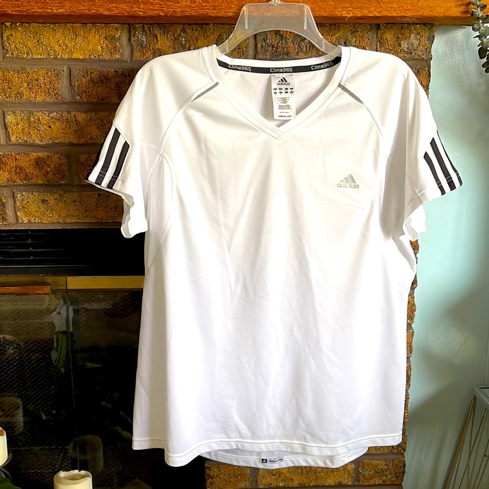 Adidas clima 365 white vneck short sleeve shirt